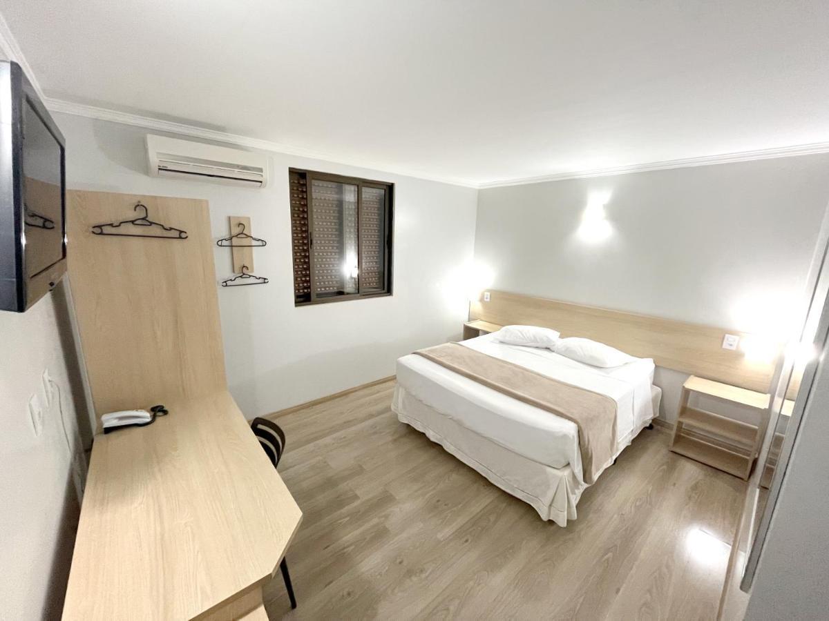 Hotel Ijui Bagian luar foto
